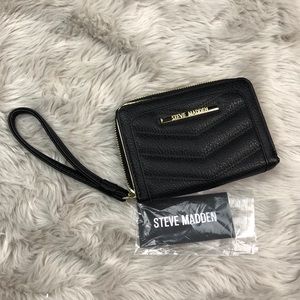 Steve Madden wristlet wallet